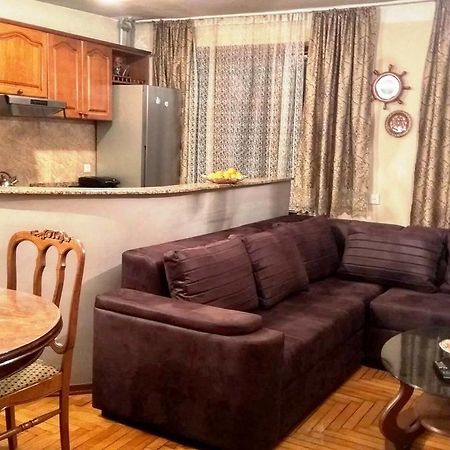 Apartment K. Gamsakhurdia St. Batumi Zewnętrze zdjęcie