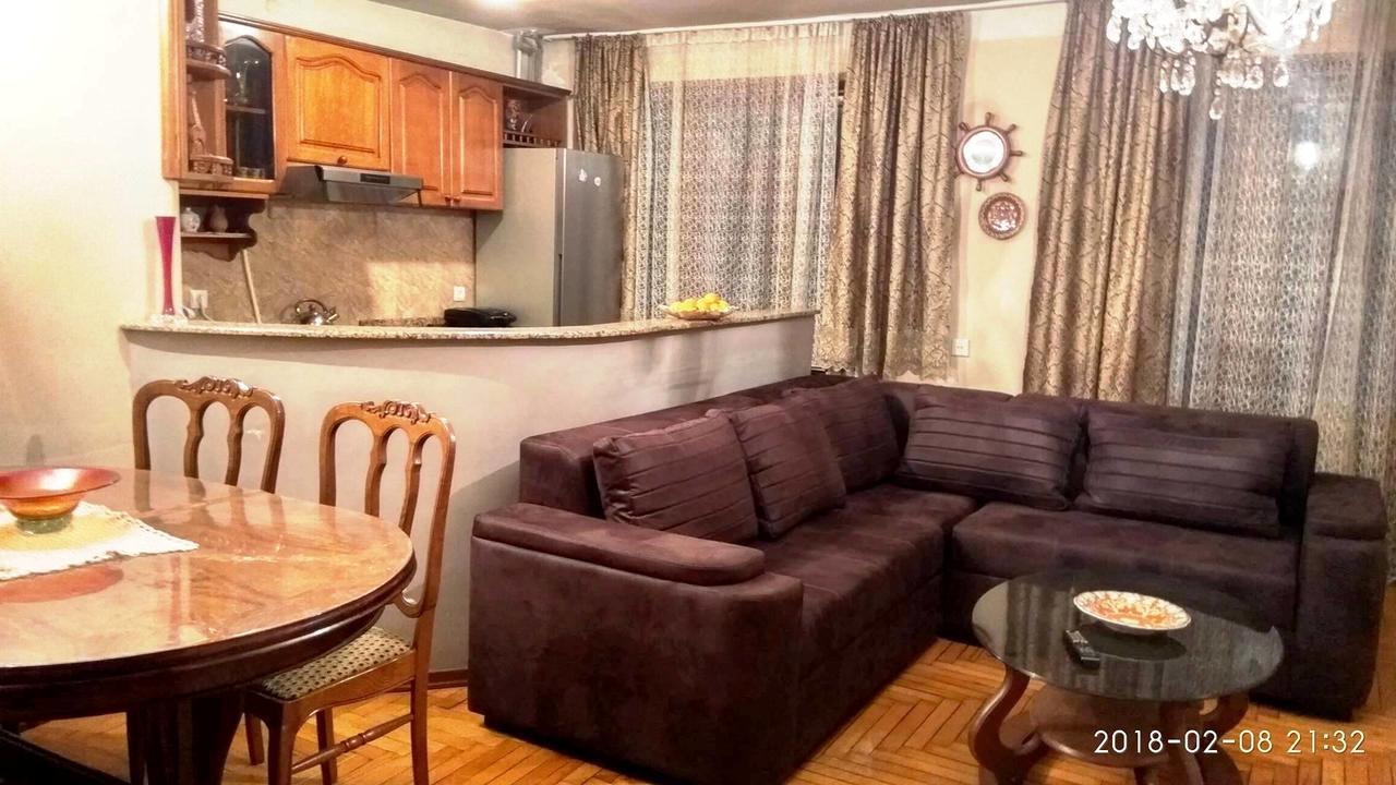 Apartment K. Gamsakhurdia St. Batumi Zewnętrze zdjęcie
